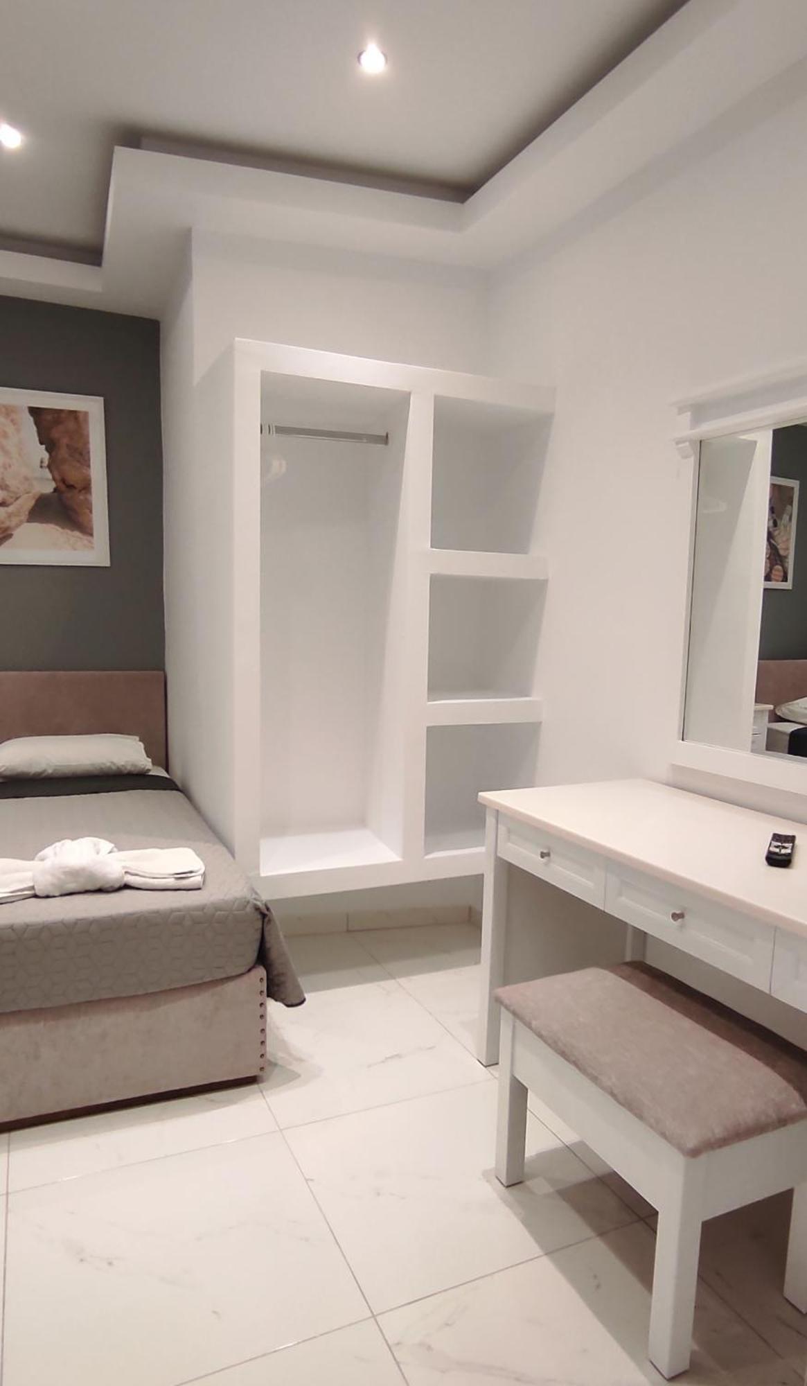 Zen Apartments Лаганас Номер фото