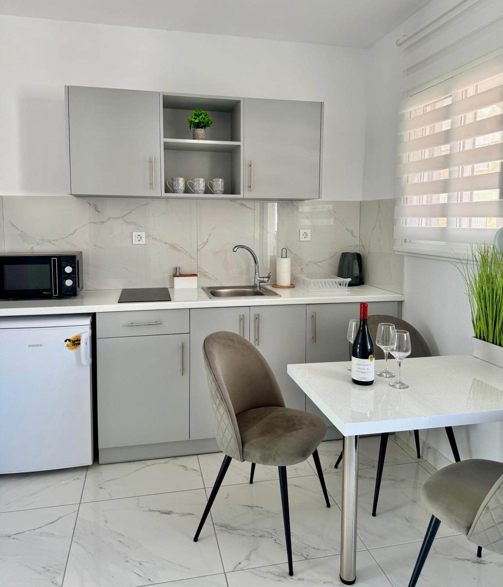 Zen Apartments Лаганас Екстер'єр фото